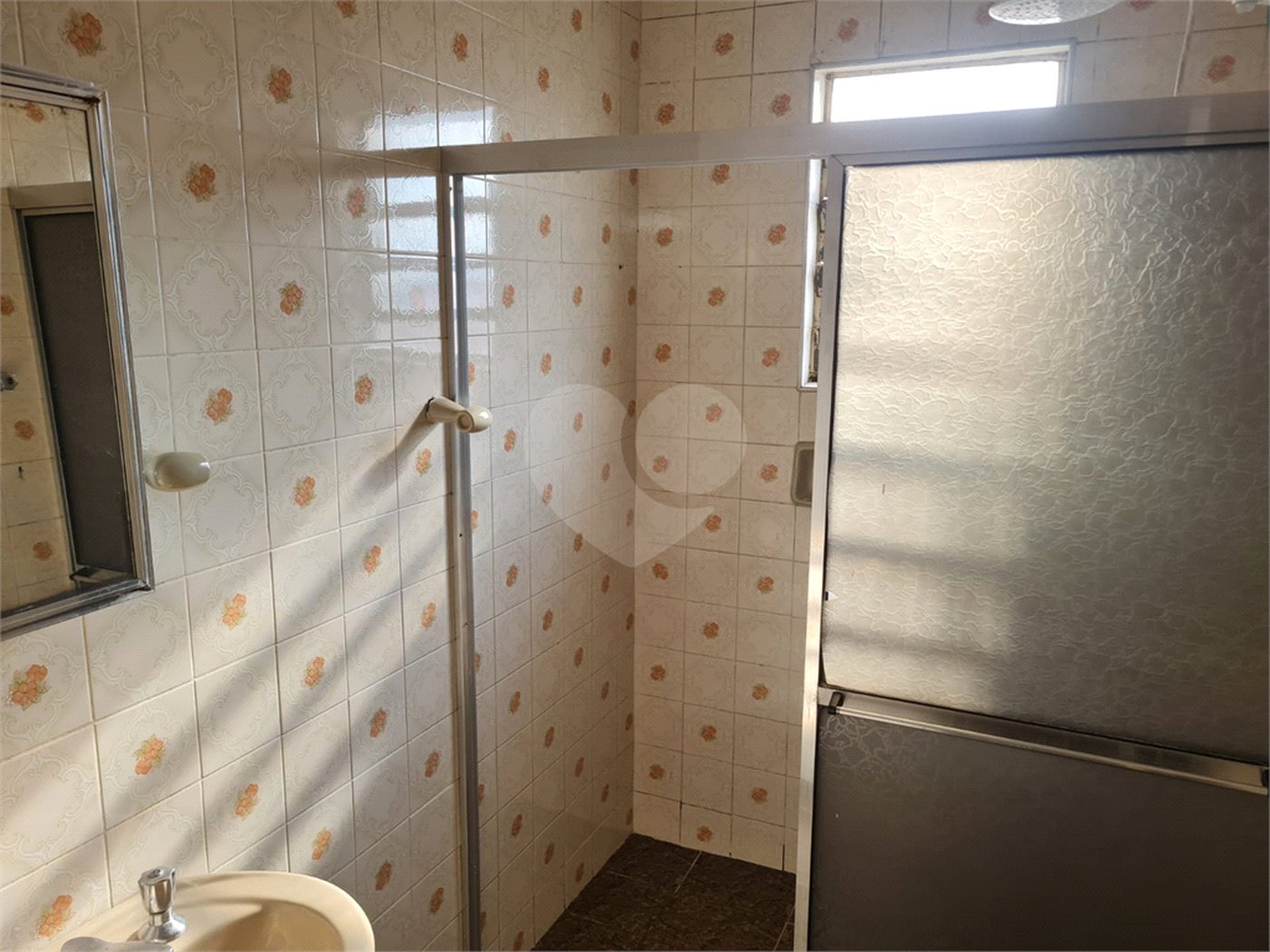 Sobrado à venda com 2 quartos, sendo 1 suíte, em Jardim Ivana, São Paulo, SP