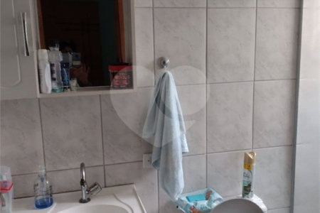 Sobrado à venda com 4 quartos, sendo 1 suíte,  em Jardim Maria Luiza, São Paulo, SP