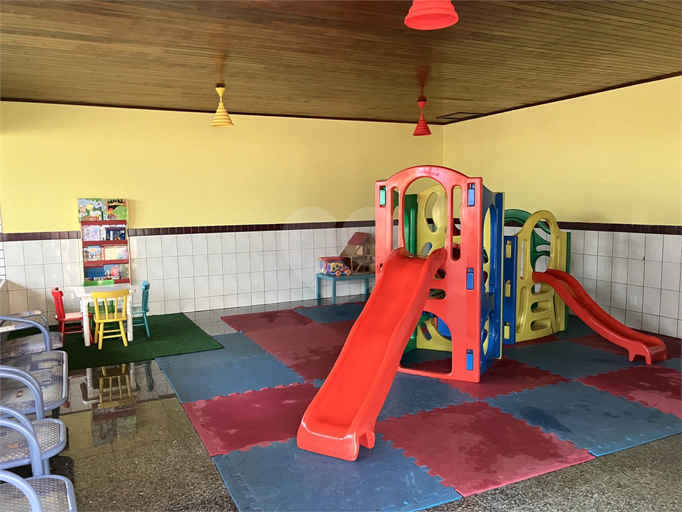 Apartamento à venda com 3 quartos, sendo 1 suíte, em Vila Trujillo, Sorocaba, SP