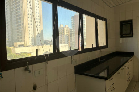 Apartamento à venda com 3 suítes em Vila Galvão, Guarulhos, SP