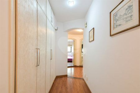Apartamento à venda com 4 quartos, sendo 3 suítes,  em Jardim Paulista, São Paulo, SP