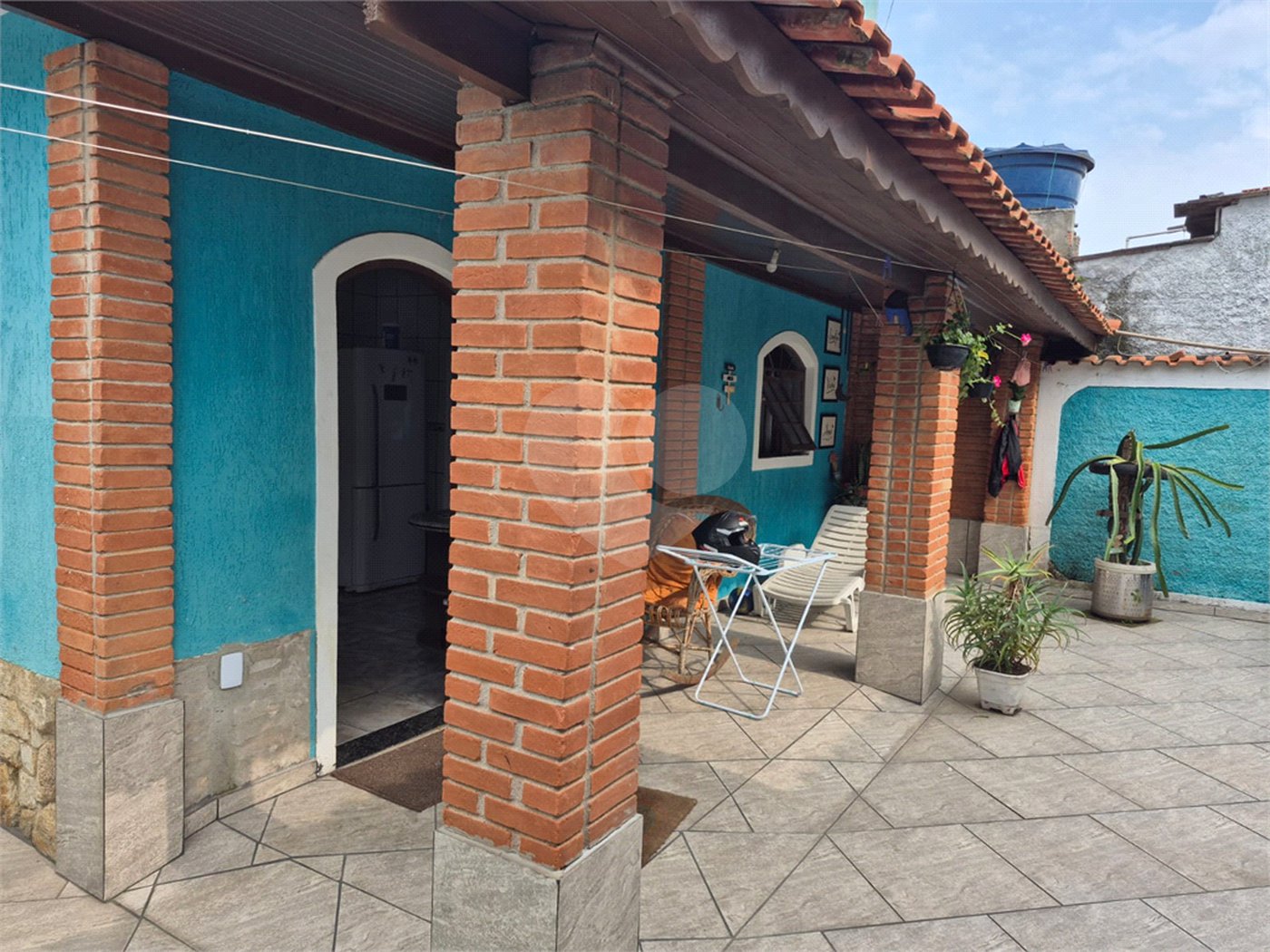 Sobrado à venda com 3 quartos, sendo 1 suíte, em Jardim Modelo, Suzano, SP