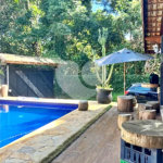 Casa à venda com 4 suítes no condomínio Sausalito, Mairiporã - SP