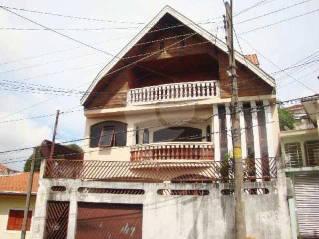 Sobrado à venda com 4 quartos, sendo 2 suítes,  em Mandaqui, São Paulo, SP