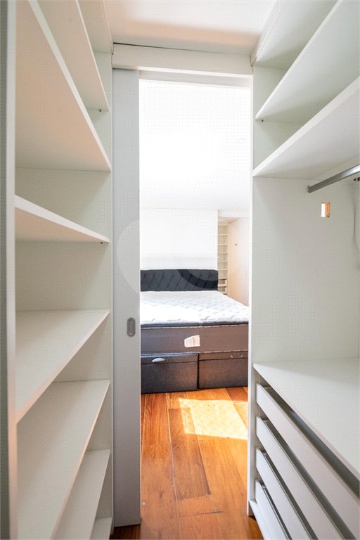 Apartamento à venda com 3 quartos, sendo 1 suíte, em Paraíso, São Paulo, SP