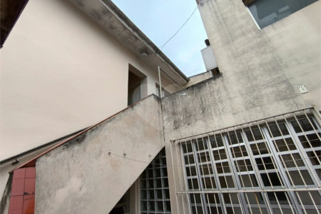 Sobrado à venda com 5 quartos, sendo 1 suíte, em Jardim Trussardi, São Paulo, SP