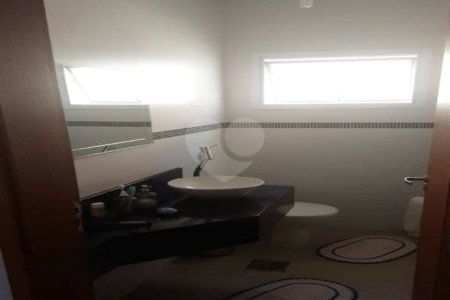 Casa à venda com 4 quartos, sendo 2 suítes, no condomínio Village Ipanema, Araçoiaba da Serra - SP