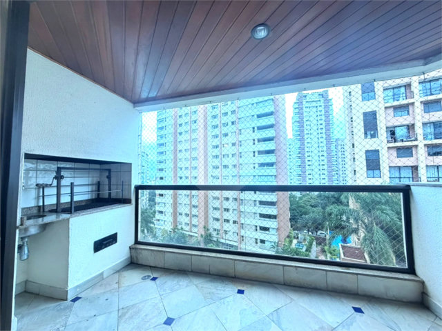 Apartamento à venda com 3 suítes em Morumbi, São Paulo, SP