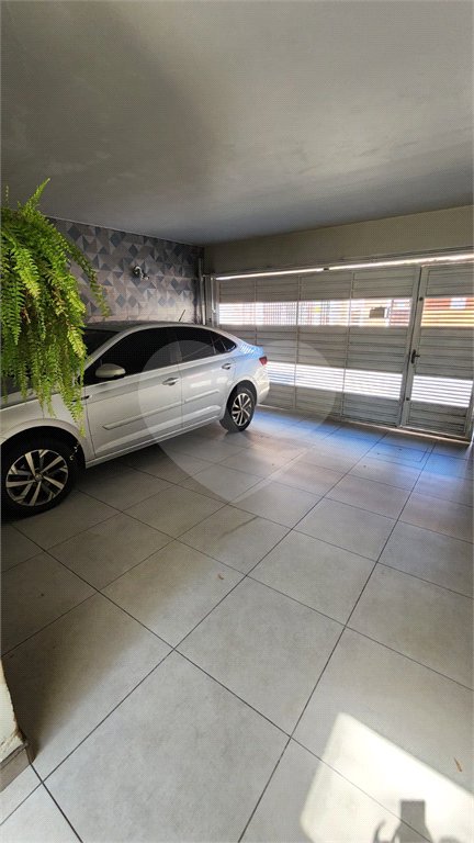 Sobrado à venda com 3 quartos, sendo 1 suíte, em Jardim Nossa Senhora do Carmo, São Paulo, SP