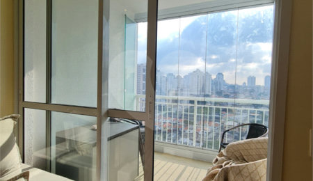 Apartamento à venda com 3 quartos, sendo 1 suíte, em Vila Dom Pedro I, São Paulo, SP