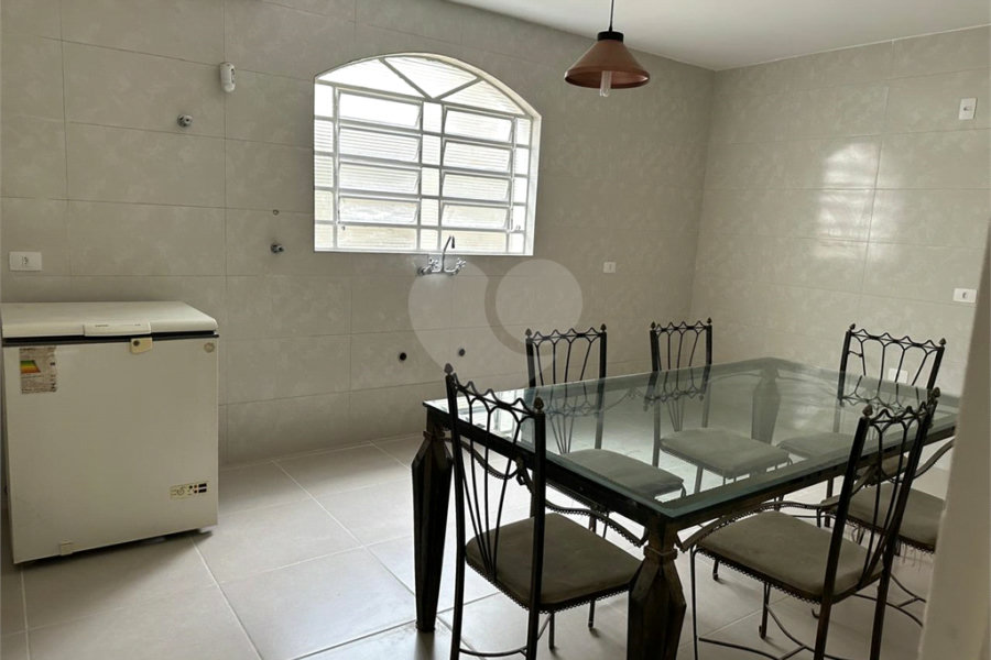 Casa à venda com 4 quartos, sendo 1 suíte, em Jabaquara, São Paulo, SP