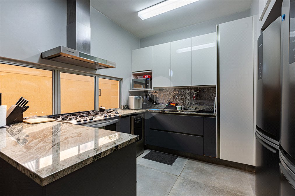 Casa Térrea à venda com 3 quartos, sendo 1 suíte, em Alto de Pinheiros, São Paulo, SP