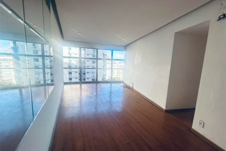 Apartamento à venda com 3 quartos, sendo 1 suíte, em Lagoa, Rio de Janeiro, RJ