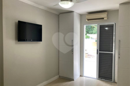Casa para alugar com 3 quartos, sendo 1 suíte, em Santo Amaro, São Paulo, SP