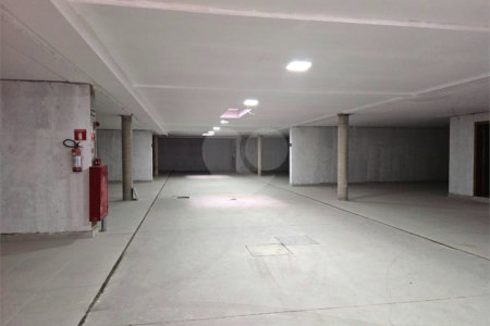Casa à venda com 4 suítes no condomínio Venezia, São Paulo - SP