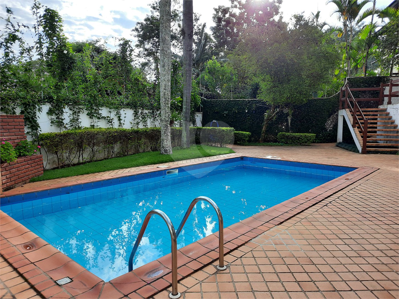 Casa à venda com 6 quartos, sendo 3 suítes, em Morumbi, São Paulo, SP