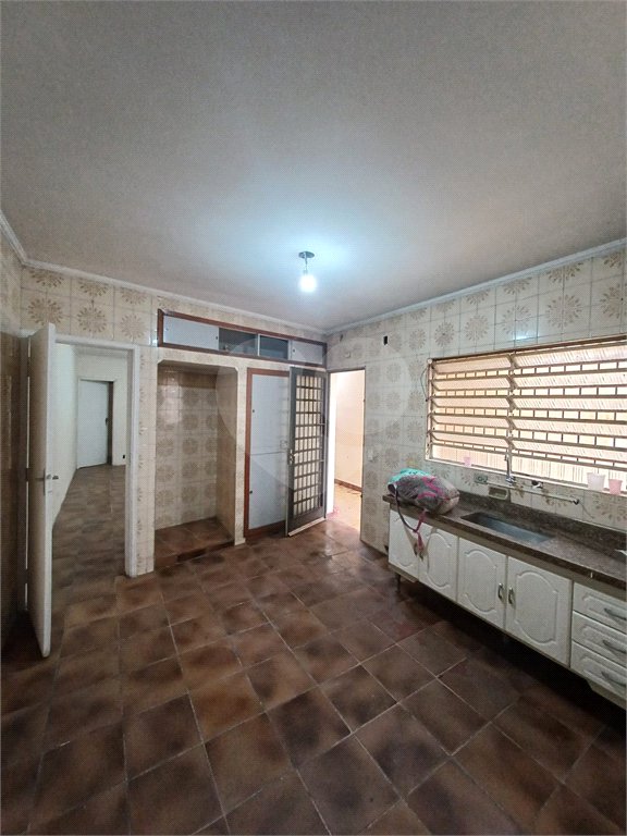 Casa à venda com 3 quartos, sendo 1 suíte, em Jardim Santo Elias, São Paulo, SP