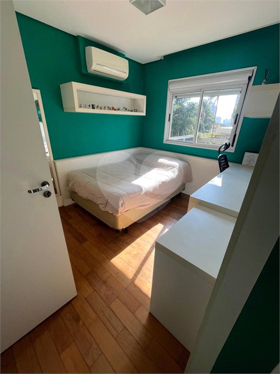 Apartamento à venda com 3 quartos, sendo 2 suítes, em Vila Mariana, São Paulo, SP