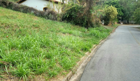 Terreno à venda no condomínio Estância Marambaia, Vinhedo - SP