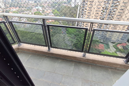 Apartamento para alugar com 4 quartos, sendo 3 suítes, em Santo Amaro, São Paulo, SP