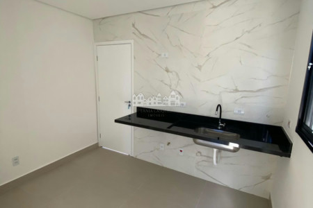 Casa à venda com 3 quartos, sendo 1 suíte, em Vila Petrópolis, Atibaia, SP