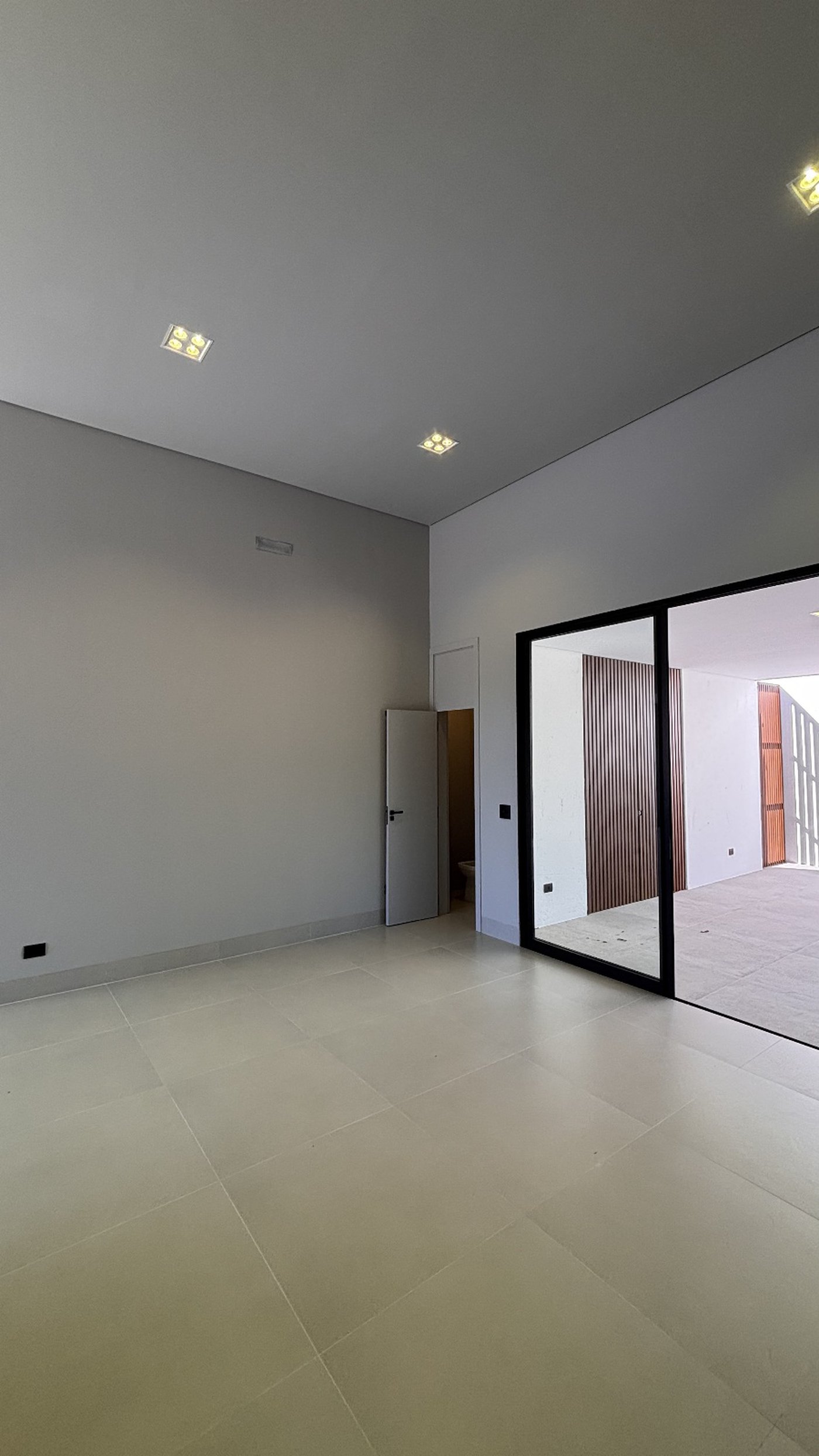 Casa à venda com 4 quartos, sendo 2 suítes, no condomínio Residencial Damha Belvedere, Presidente Prudente - SP