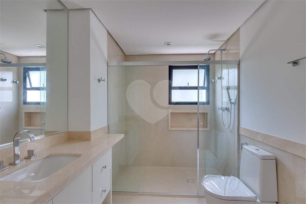 Apartamento à venda com 4 suítes em Jardim Marajoara, São Paulo, SP