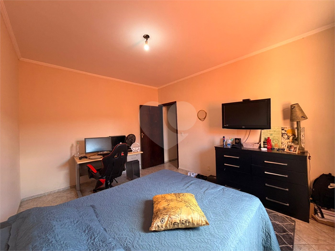 Sobrado à venda com 3 quartos, sendo 1 suíte, em Jardim Califórnia, Sorocaba, SP