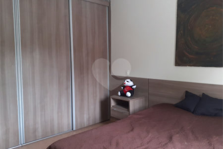 Sobrado à venda com 3 suítes em Vila Vitório Mazzei, São Paulo, SP