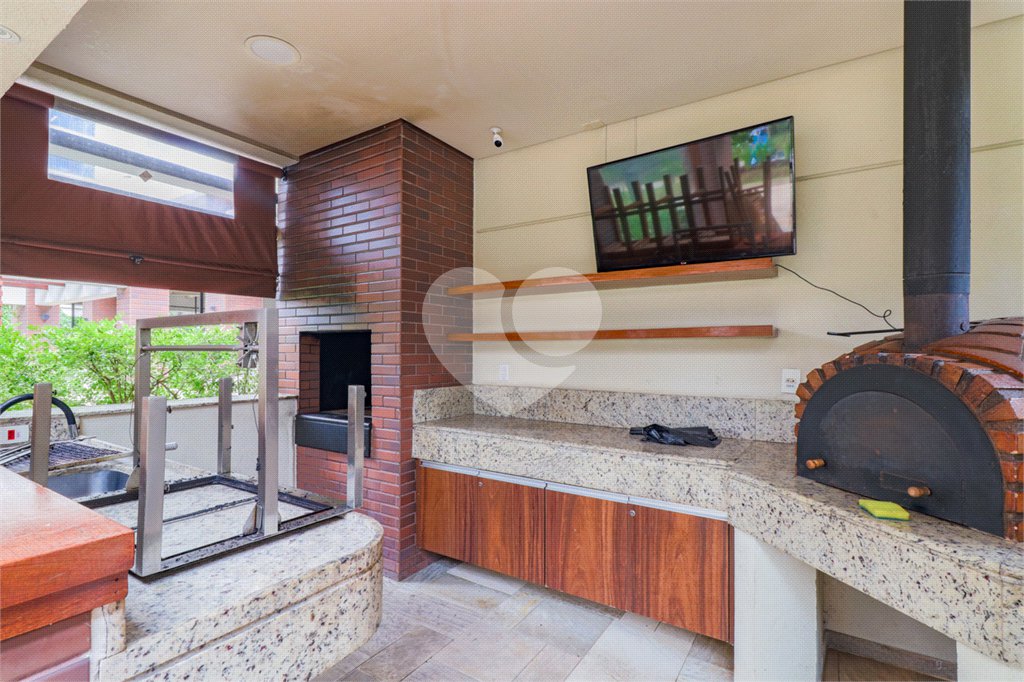 Apartamento à venda com 3 quartos, sendo 1 suíte, em Barra Funda, São Paulo, SP