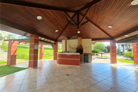 Casa à venda com 3 quartos, sendo 1 suíte, no condomínio Golden Park Residence, Sorocaba - SP