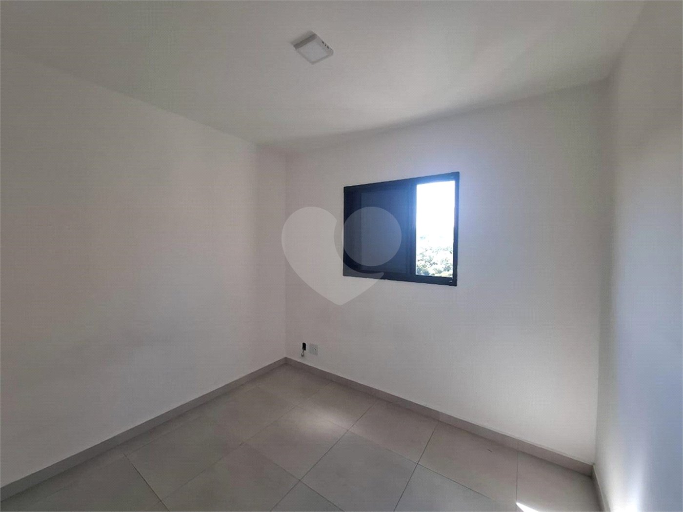Apartamento à venda com 2 quartos em Jardim Gutierres, Sorocaba, SP