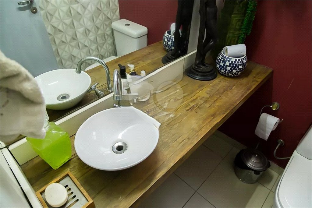 Casa à venda com 6 quartos, sendo 5 suítes,  em Vila do Encontro, São Paulo, SP