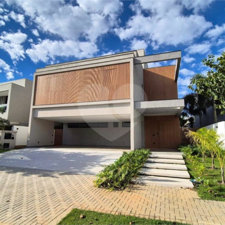 Casa à venda com 5 suítes no condomínio Alphaville Nova Esplanada 3, Votorantim - SP