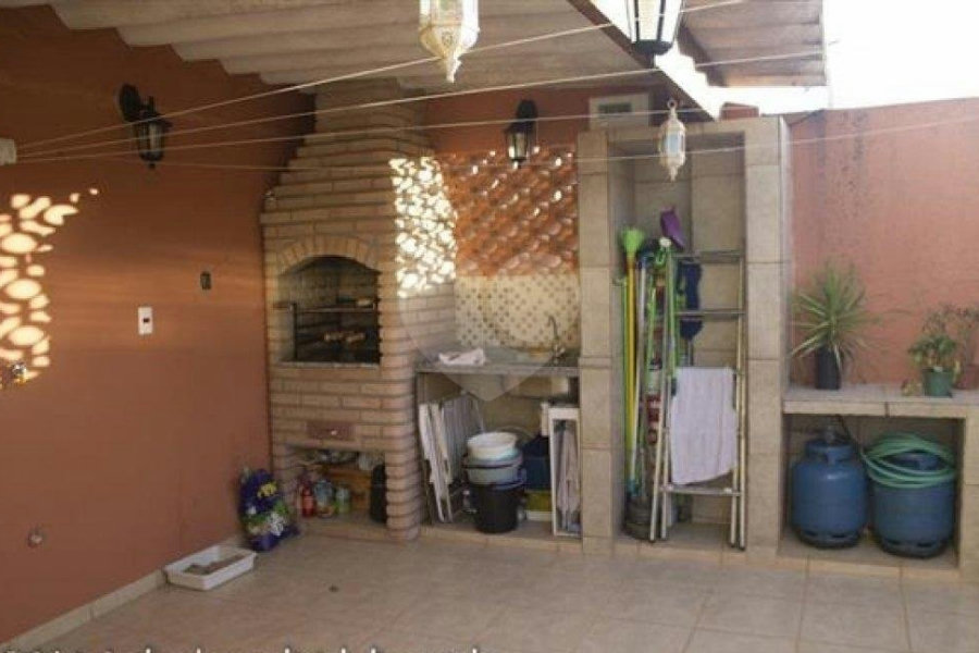 Sobrado à venda com 3 quartos em Jardim Virginia Bianca, São Paulo, SP