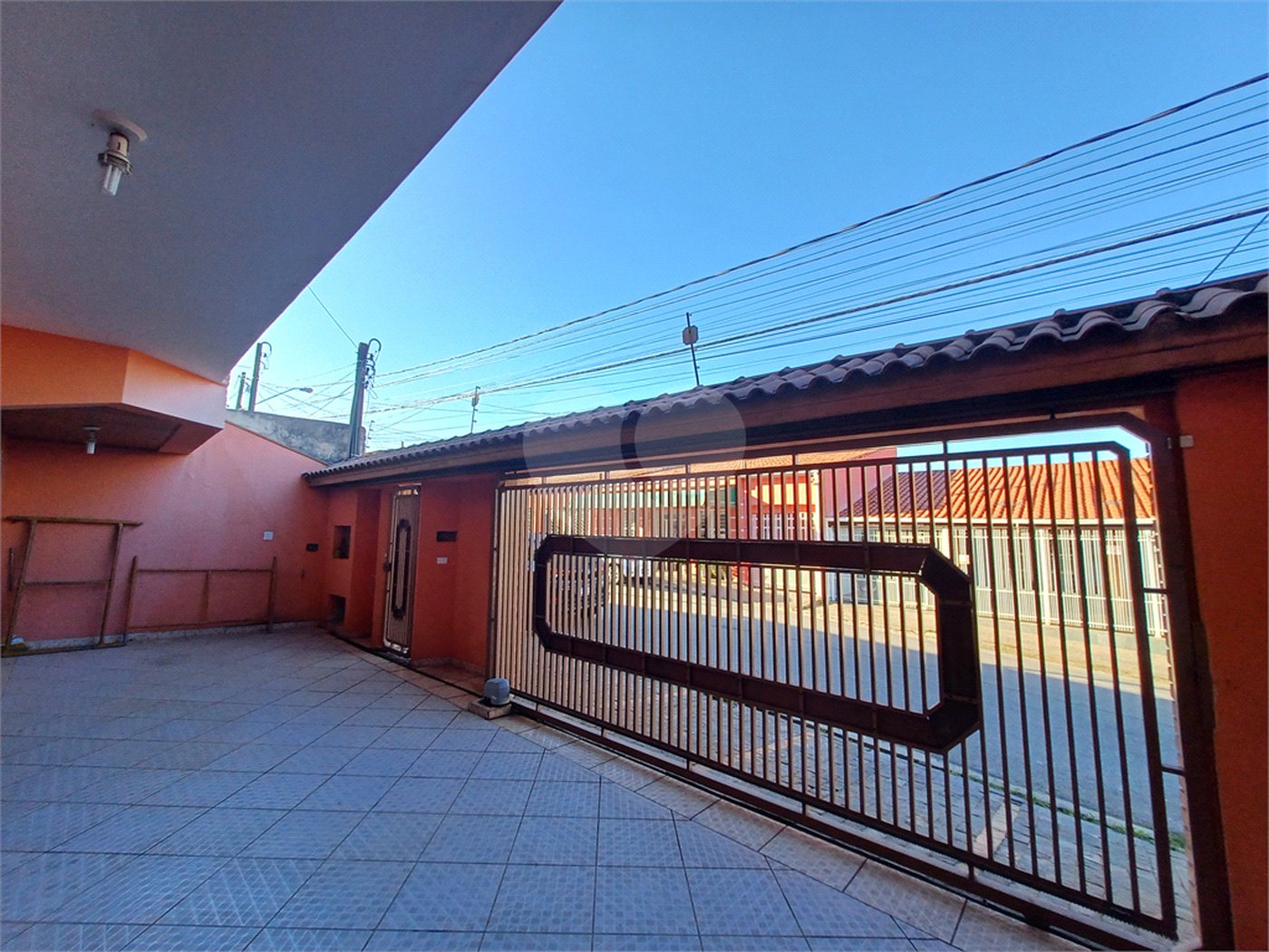 Casa à venda com 3 quartos, sendo 1 suíte, em Jardim Brasilândia, Sorocaba, SP