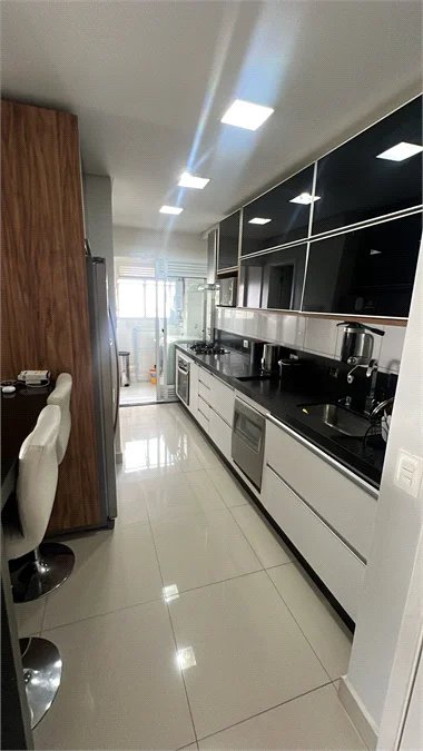 Apartamento à venda com 2 suítes em Parque Reboucas, São Paulo, SP