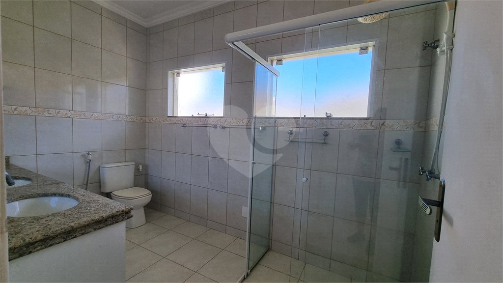 Casa à venda ou para alugar com 3 quartos, sendo 1 suíte,  no condomínio Residencial Villa dos Inglezes, Sorocaba - SP