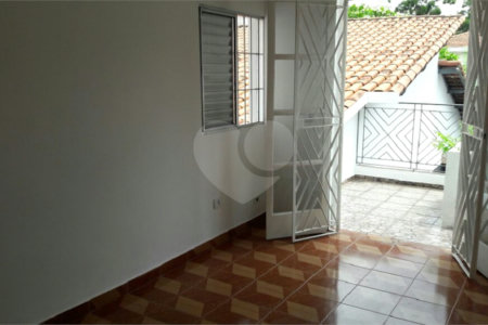 Casa Térrea à venda ou para alugar com 4 quartos, sendo 1 suíte, em Jardim Aeroporto, São Paulo, SP