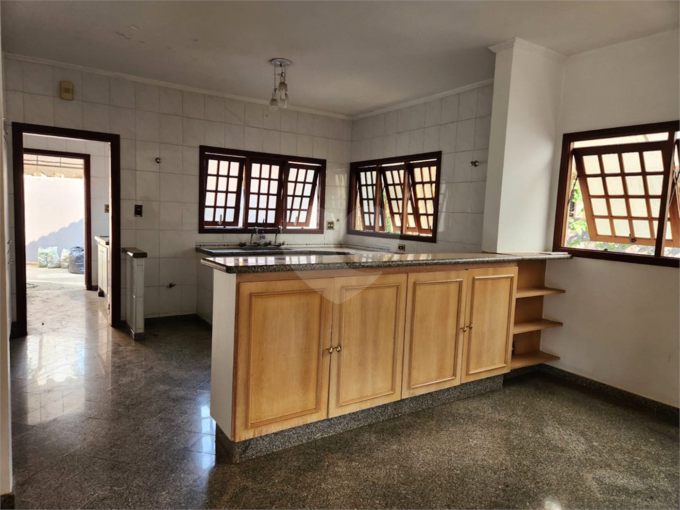 Casa à venda com 3 quartos, sendo 1 suíte, em Jardim Morumbi, Araraquara, SP
