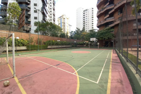 Apartamento à venda com 4 quartos, sendo 3 suítes,  em Vila Andrade, São Paulo, SP