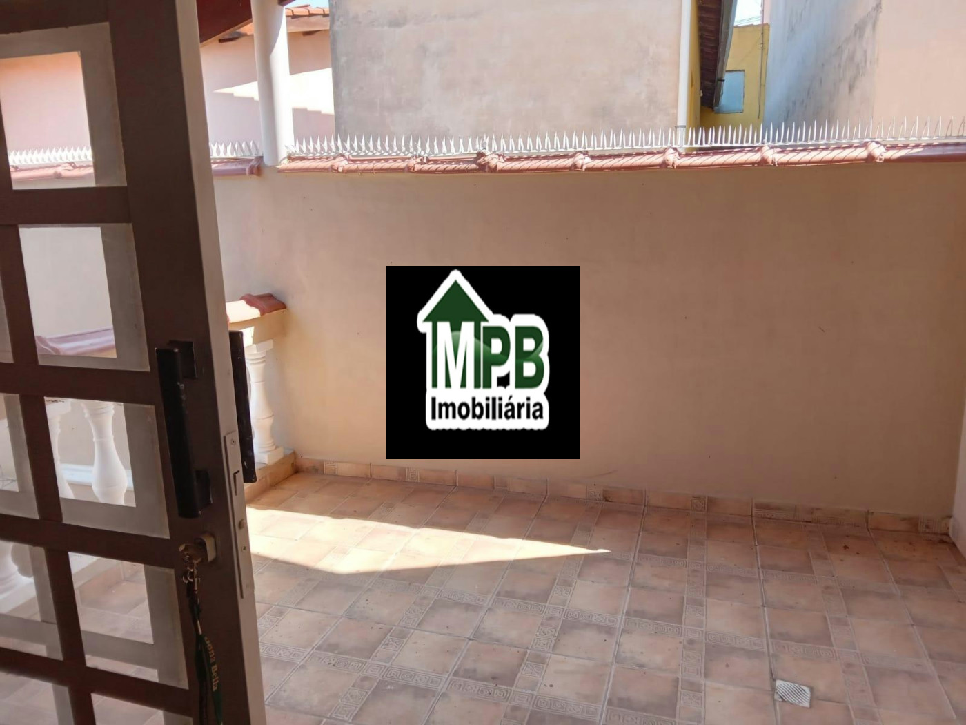 Sobrado à venda com 2 quartos, sendo 1 suíte, em Jardim Altos Do Itavuvu, Sorocaba, SP