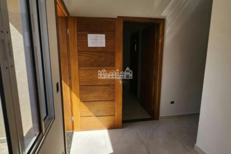 Casa à venda ou para alugar com 2 suítes no condomínio Serra Verde, Atibaia - SP