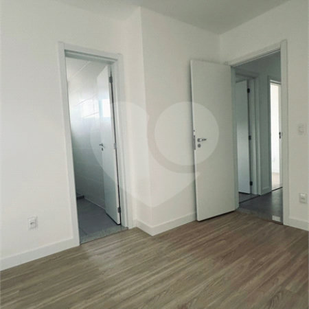 Apartamento à venda com 3 quartos, sendo 1 suíte, em Cidade Alta, Cuiabá, MT