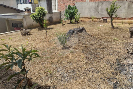 Casa à venda com 3 quartos, sendo 1 suíte, em Jardim São Pedro, Mogi das Cruzes, SP