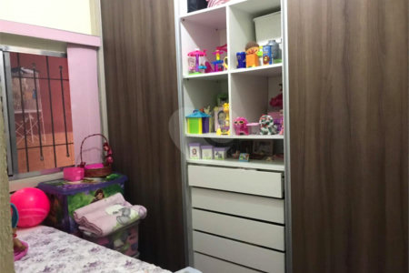 Casa à venda com 3 quartos, sendo 1 suíte, em Cidade Kemel, Poá, SP