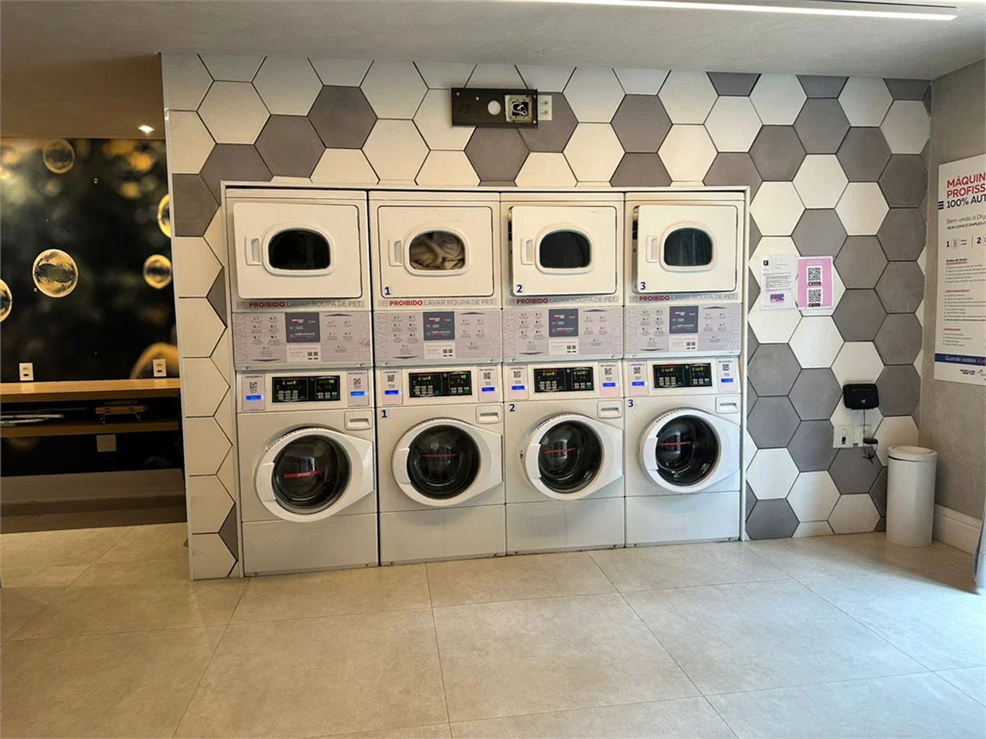 Apartamento à venda ou para alugar com 1 suíte em Pinheiros, São Paulo, SP