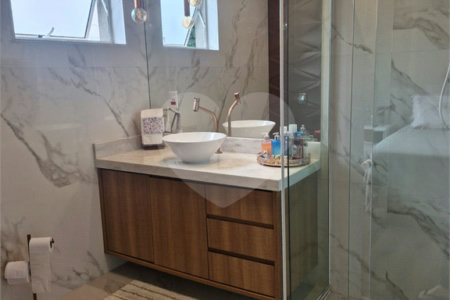 Sobrado à venda com 3 quartos, sendo 1 suíte, em Vila Lageado, São Paulo, SP