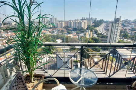 Apartamento à venda com 3 quartos, sendo 1 suíte,  em Jardim Peri Peri, São Paulo, SP