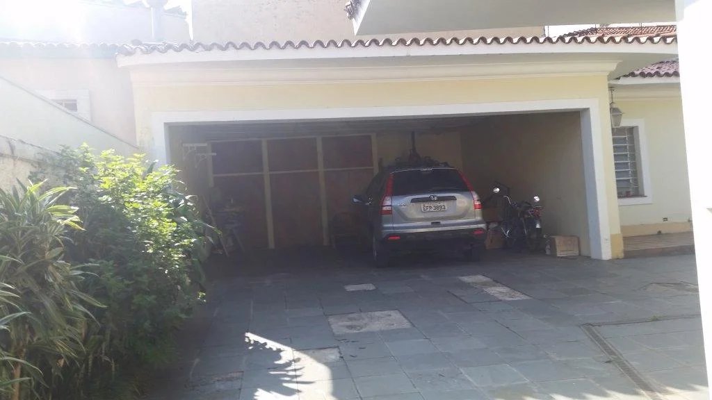 Casa à venda com 3 quartos, sendo 1 suíte, em Butantã, São Paulo, SP